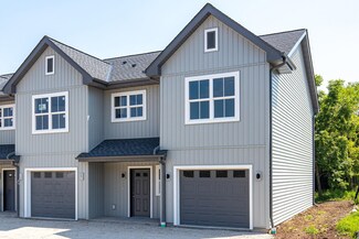 1072 W 20th Ave, Oshkosh, WI 54902