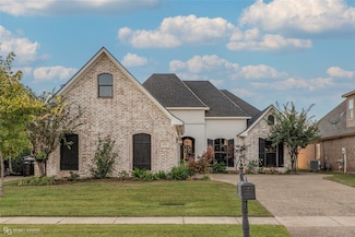 537 Chinquipin Dr, Bossier City, LA 71111