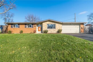 1002 Bevan Ct, Englewood, OH 45322
