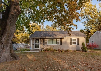 1529 62nd St, Des Moines, IA 50311