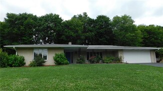 219 La Ray Dr, Butler, PA 16001