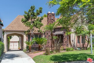 1073 Hi Point St, Los Angeles, CA 90035