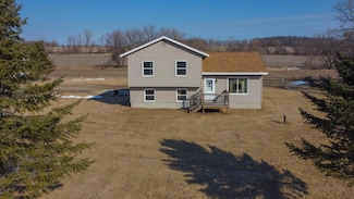 W10684 State Road 96, Fremont, WI 54940