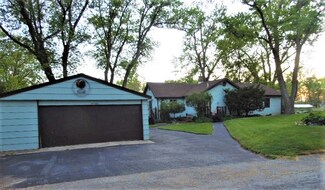 35398 N Sheridan Dr, Ingleside, IL 60041