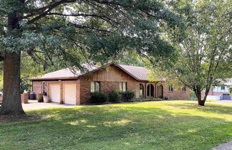 6511 Blue Spruce Dr, Newburgh, IN 47630