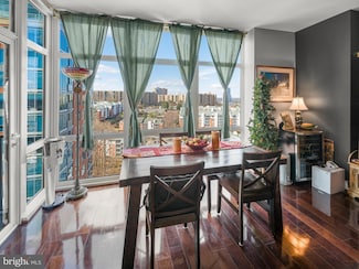 8220 Crestwood Heights Dr Unit 1406, McLean, VA 22102