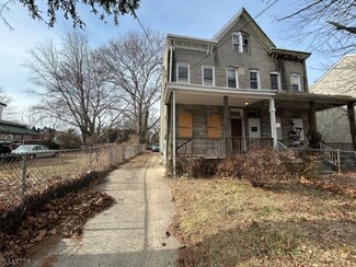 27 Marion St, Trenton, NJ 08618