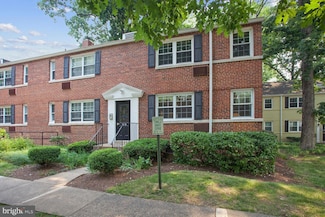 209 N Trenton St Unit 2093, Arlington, VA 22203