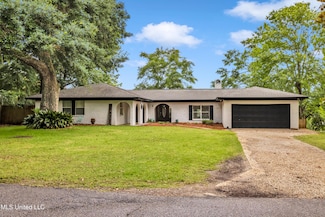 3225 Red Bluff Cir, Ocean Springs, MS 39564