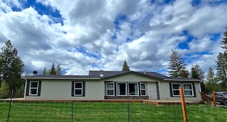14 Sapphire Ln W, Trout Creek, MT 59874