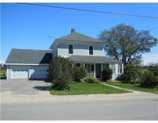 656 Corea Rd, Gouldsboro, ME 04607