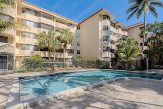 7401 NW 16th St Unit A207, Plantation, FL 33313