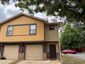 741 White Dr Unit 16, Tallahassee, FL 32304