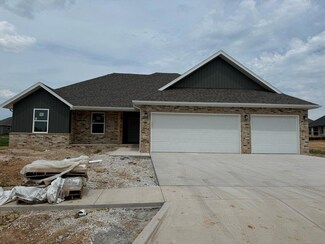 703 E Tarpon Rd, Nixa, MO 65714