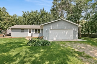 513 2 1 2 St N, Sartell, MN 56377