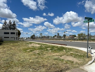 201 Haybert Ct, Bakersfield, CA 93304