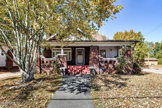 2027 McCalla Ave, Knoxville, TN 37915