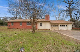 302 Gibson St, Whitehouse, TX 75791