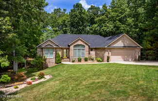 247 Rotherham Dr, Crossville, TN 38558
