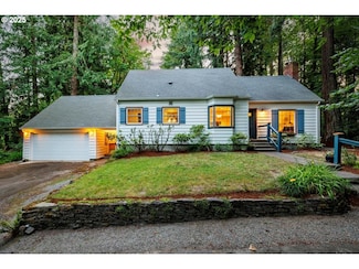 4075 SW Dogwood Ln, Portland, OR 97225
