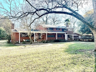 511 Laird Cir, Brookhaven, MS 39601