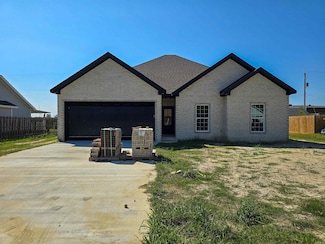 207 Cypress St, Marked Tree, AR 72365