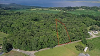 6108 Pocahontas Club Rd, Virginia Beach, VA 23457