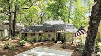 45 Timber Ln, Hilton Head Island, SC 29926