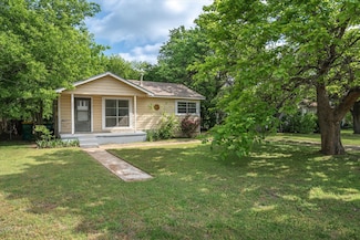 333 Hickerson St, Cedar Hill, TX 75104