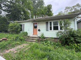 58 Hall St, Winooski, VT 05404