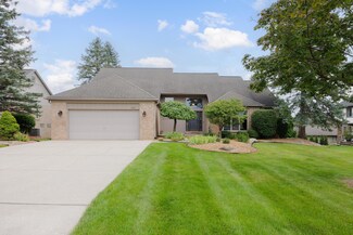 1980 Hutchins Dr, Rochester Hills, MI 48309