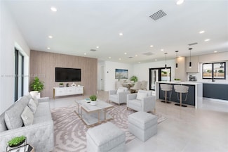 9230 SW 183rd Terrace, Palmetto Bay, FL 33157