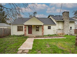 2521 Wood Ave, Eugene, OR 97402
