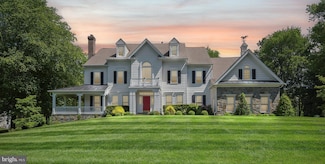 10306 Forest Maple Rd, Vienna, VA 22182