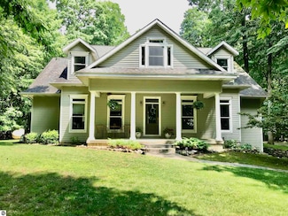 2233 Amber Ln Unit B, Mount Pleasant, MI 48858