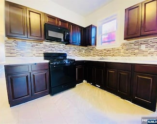 464 Avon Ave, Newark, NJ 07108