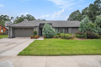 2701 Herndon St, Valrico, FL 33596