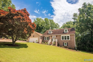 216 Merit Cir, Gadsden, AL 35901