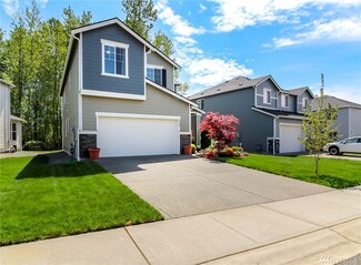 6328 Summerwood Dr E, Puyallup, WA 98373