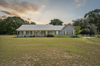 157 Shawnee Way, Jesup, GA 31545