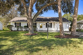 1626 New Abbey Ave, Leesburg, FL 34788