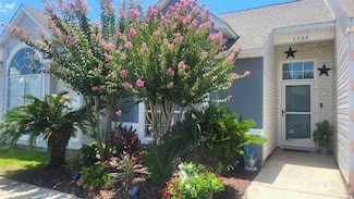 1364 Redwood Ln, Gulf Breeze, FL 32563