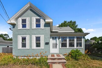 307 School St, Stoughton, MA 02072