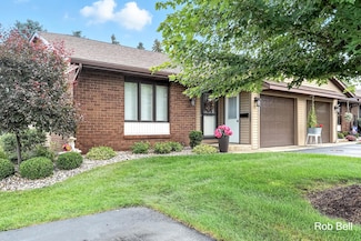 5142 Ridgeview Dr, Hudsonville, MI 49426