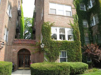 719 Emerson St Unit 1E, Evanston, IL 60201
