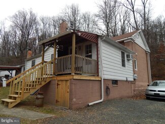 1221A Ironstone Dr, Boyertown, PA 19512