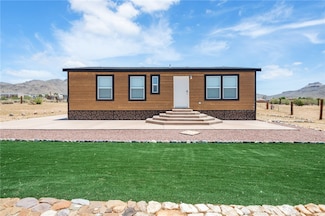 3356 Bosque Rd, Golden Valley, AZ 86413