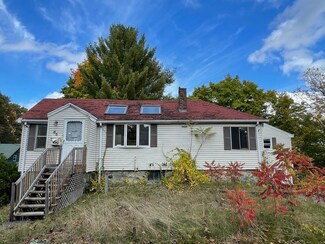 65 Beacon St, Melrose, MA 02176