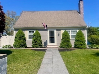 2 Spinning Brook Rd, South Yarmouth, MA 02664