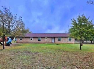 2151 Hawthorn Rd, Perrin, TX 76486